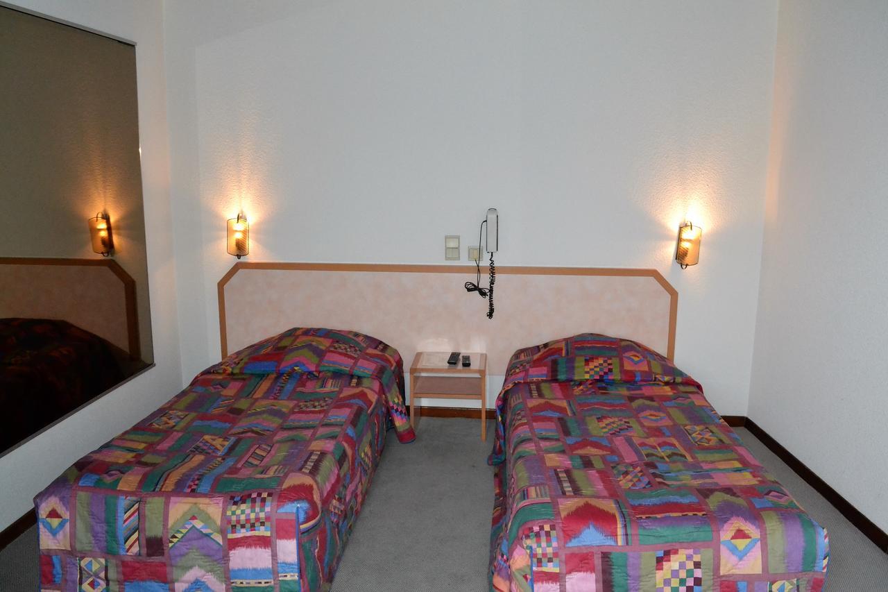 Lud'Hôtel Savigny-lès-Beaune Extérieur photo